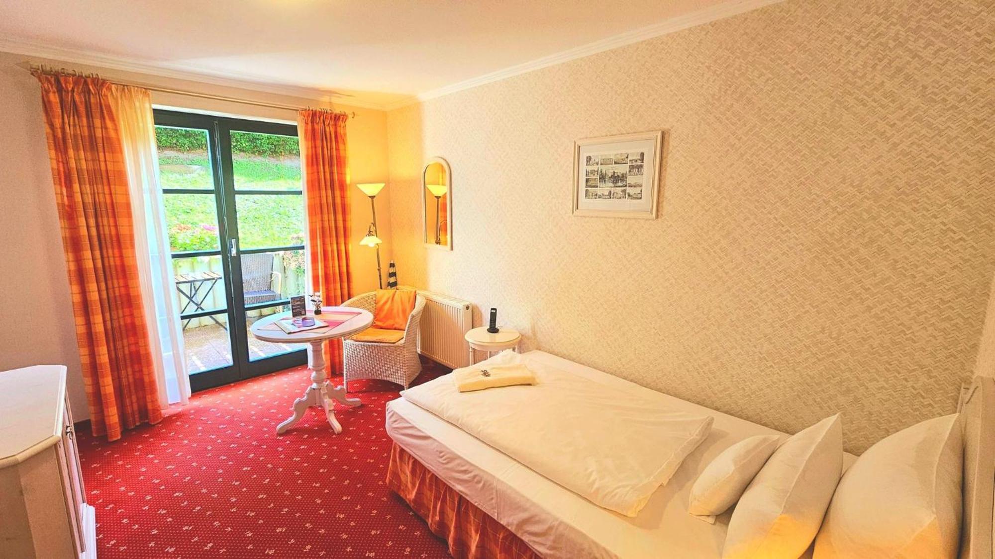 Hotel Godewind Thiessow Extérieur photo